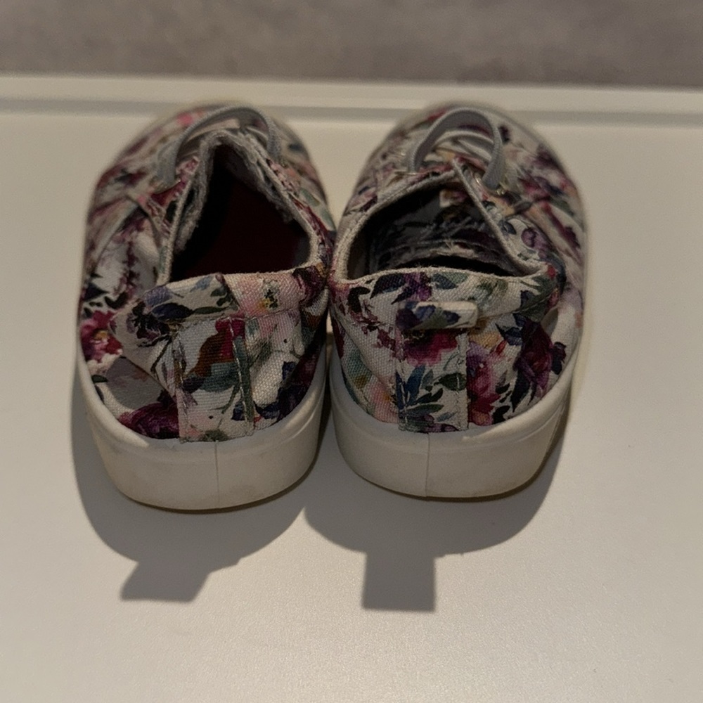 Blowfish Malibu‎ Kids Flowered Sneakers, Toddler Size 7M - Picture 3 of 7